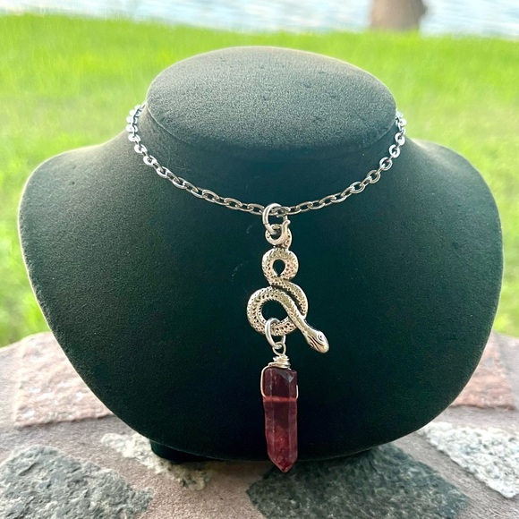 Silver snake with red aura blood crystal quartz stainless steel necklace - Picture 9 of 13
